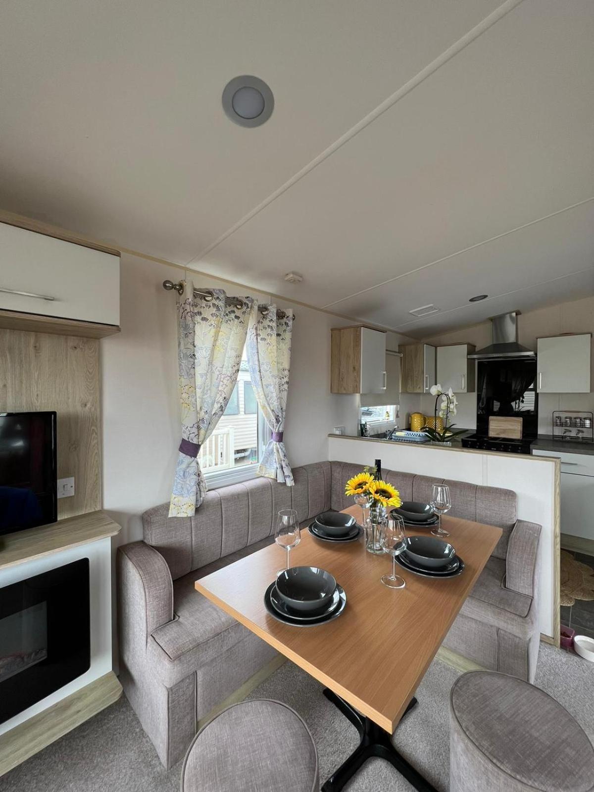 Luxurious Three Bedroom Caravan Jaywick Sands Kültér fotó
