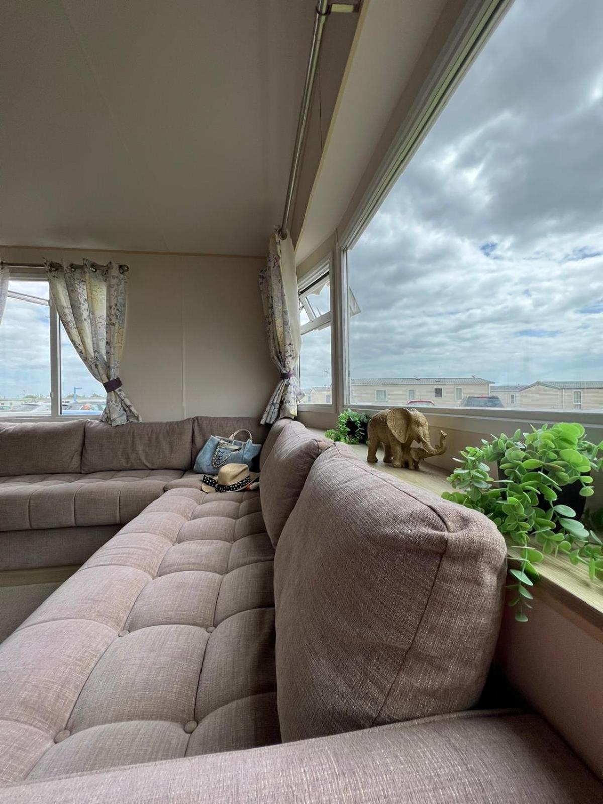 Luxurious Three Bedroom Caravan Jaywick Sands Kültér fotó