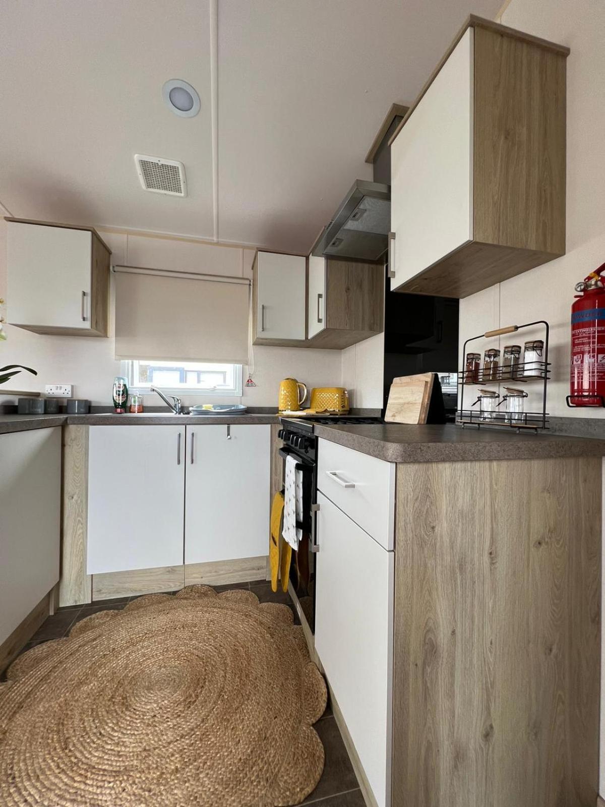 Luxurious Three Bedroom Caravan Jaywick Sands Kültér fotó