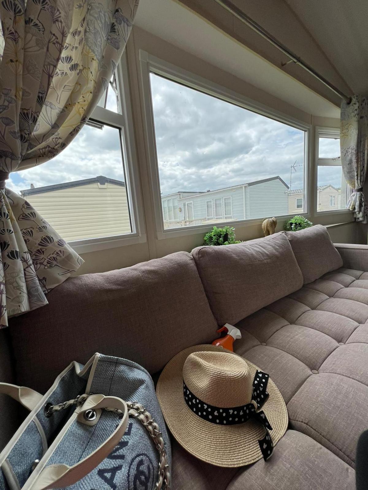 Luxurious Three Bedroom Caravan Jaywick Sands Kültér fotó