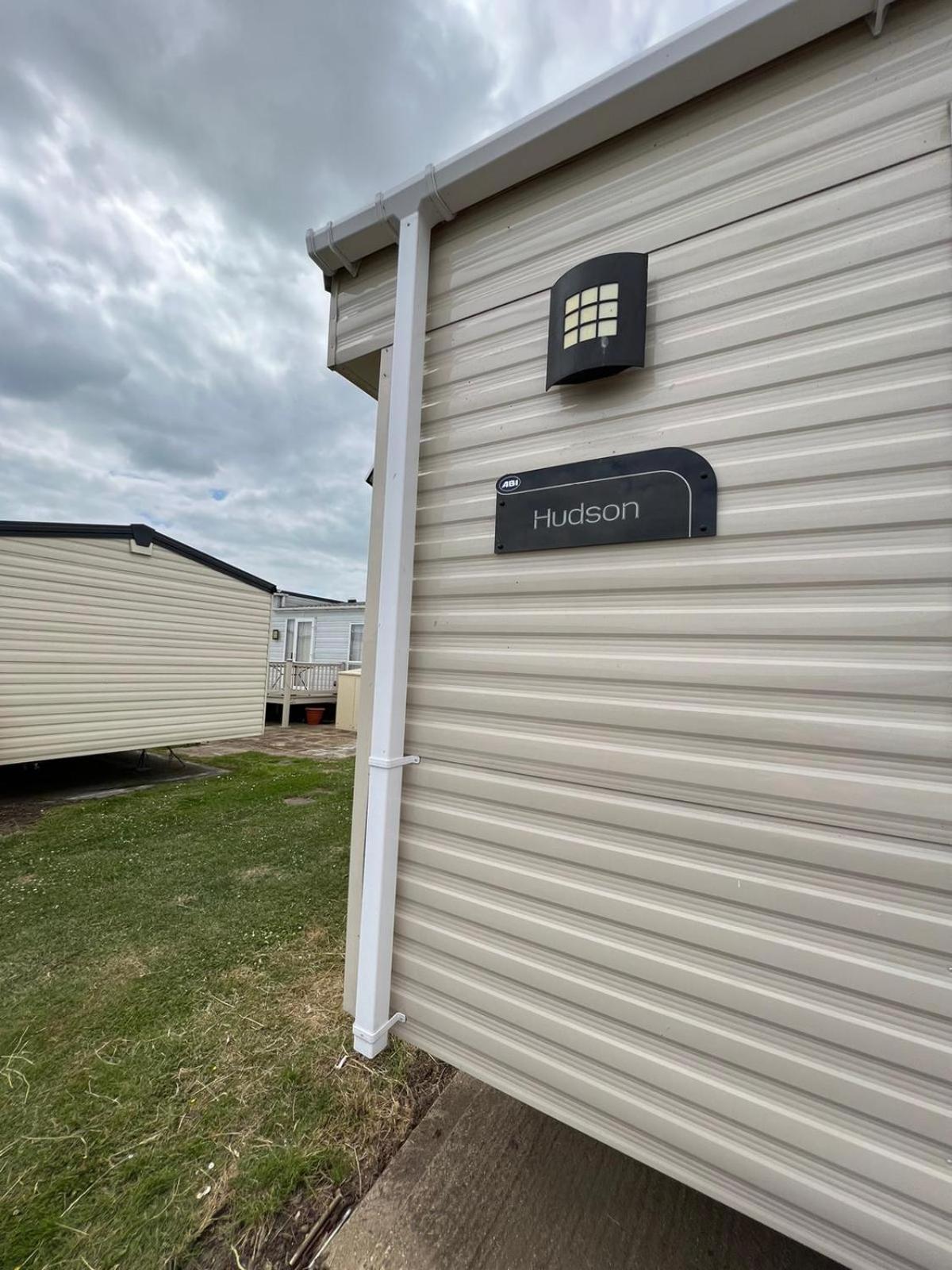 Luxurious Three Bedroom Caravan Jaywick Sands Kültér fotó