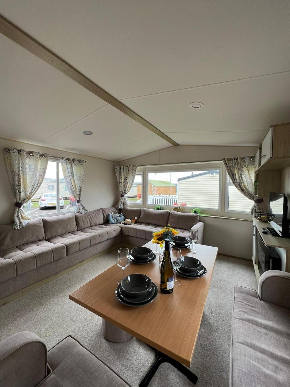 Luxurious Three Bedroom Caravan Jaywick Sands Kültér fotó